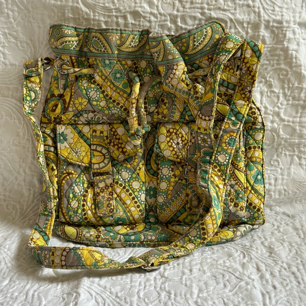 Yellow and Green Vera Bradley purse! 💛🌻💚